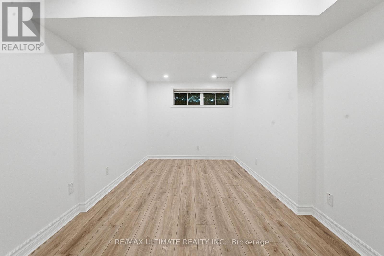 130 THISTLE DOWN BOULEVARD - 34