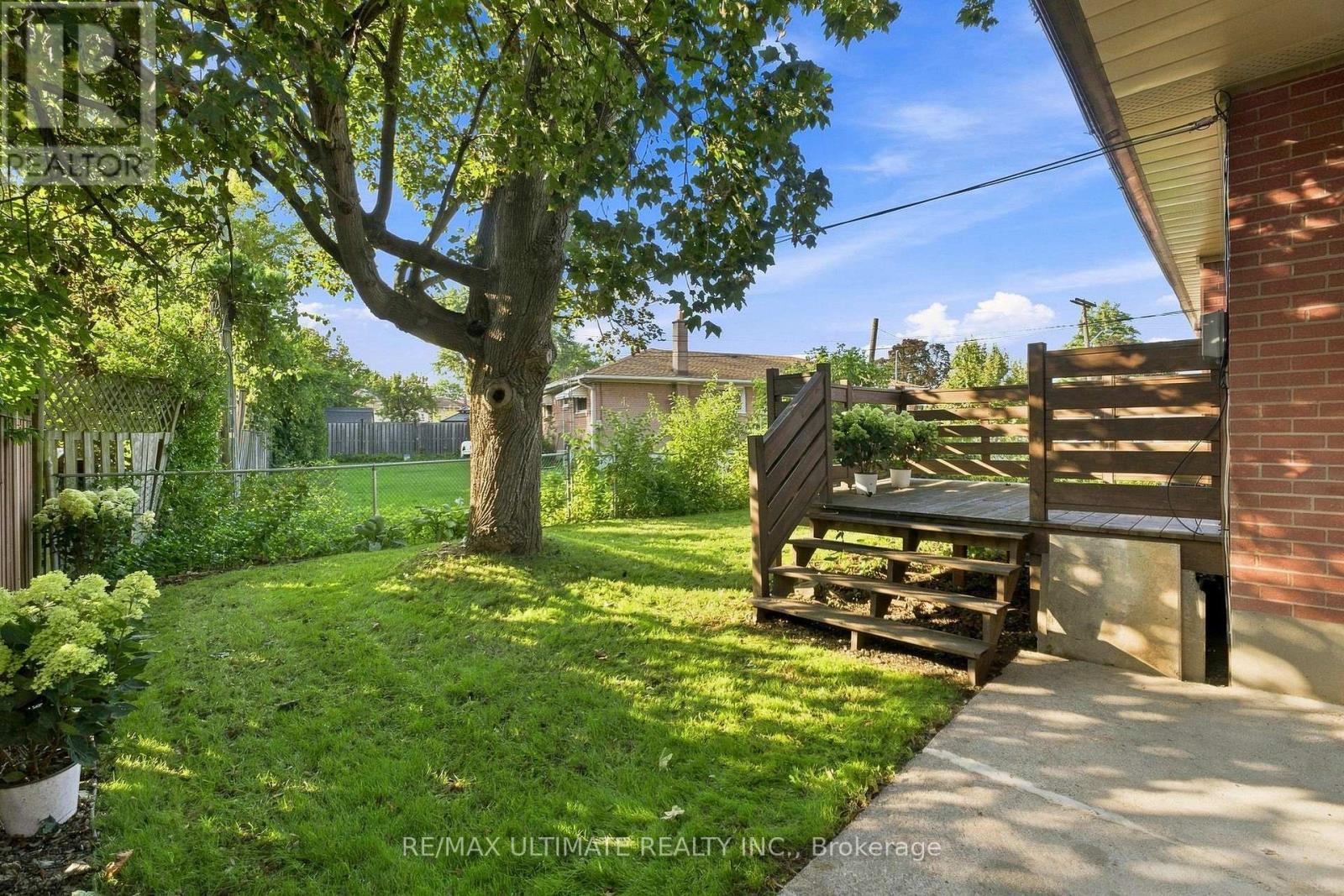 130 THISTLE DOWN BOULEVARD - 38