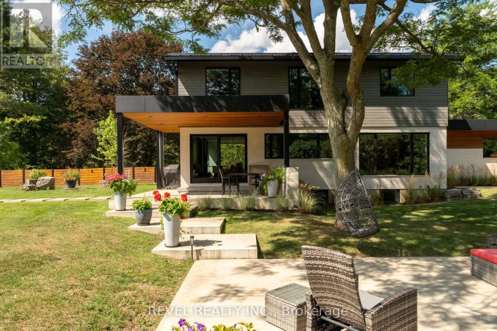 15 CALEDON MOUNTAIN DRIVE - Image 33