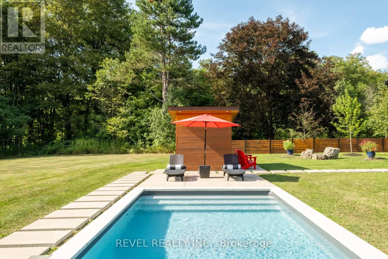 15 CALEDON MOUNTAIN DRIVE - Image 40