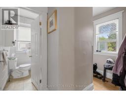 355 Parkside Drive, Toronto, ON M6R2Z4 Photo 16
