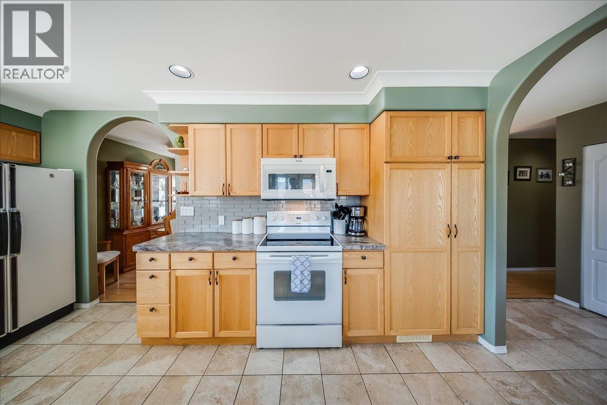 7200 Wright Way, Trail