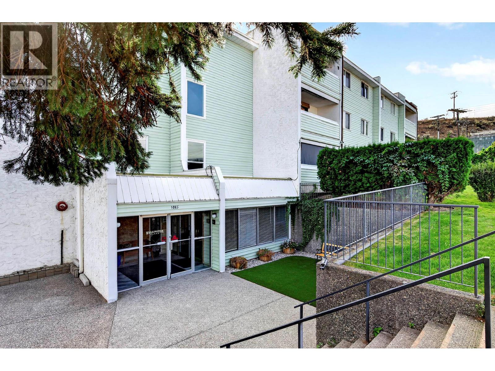 #302, 1085 12th Avenue, Kamloops