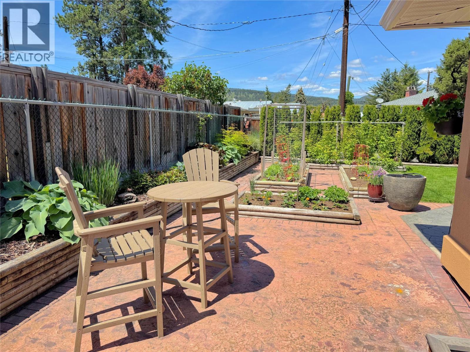 389 BILLITER Avenue - 44