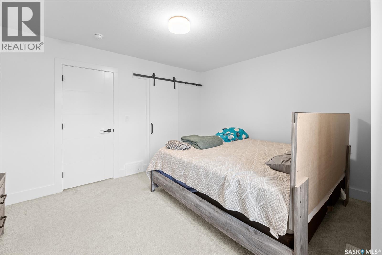 2807 Rosewood DRIVE - 30