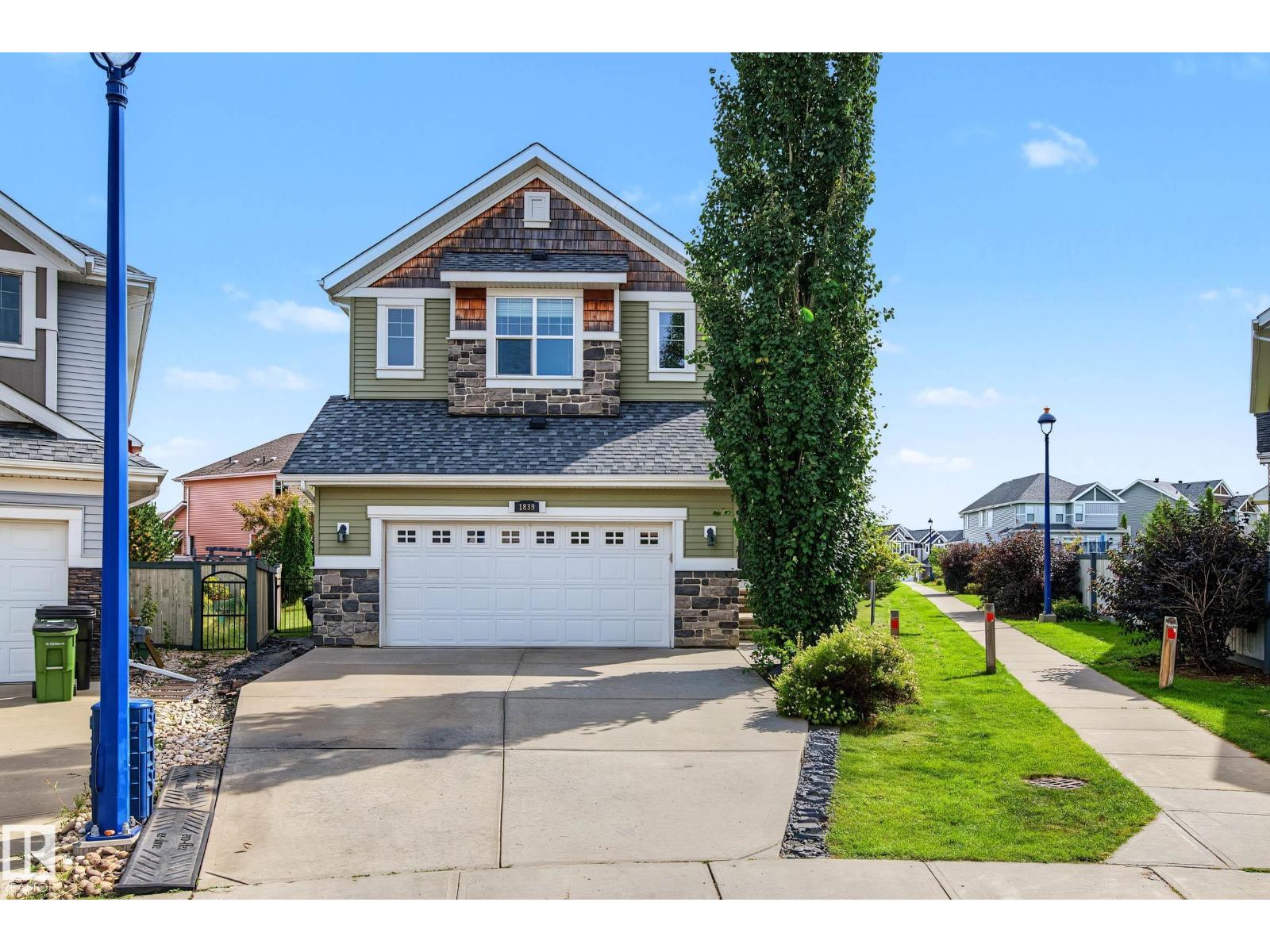 1839 80 ST SW - 1
