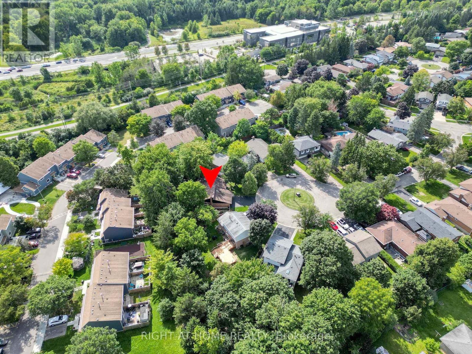 305 DALESIDE PLACE N - 46