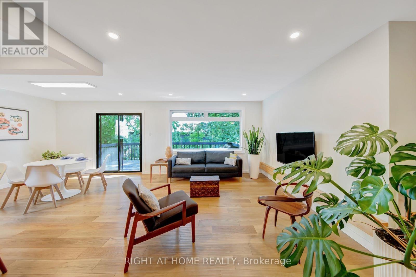 305 DALESIDE PLACE N - 7