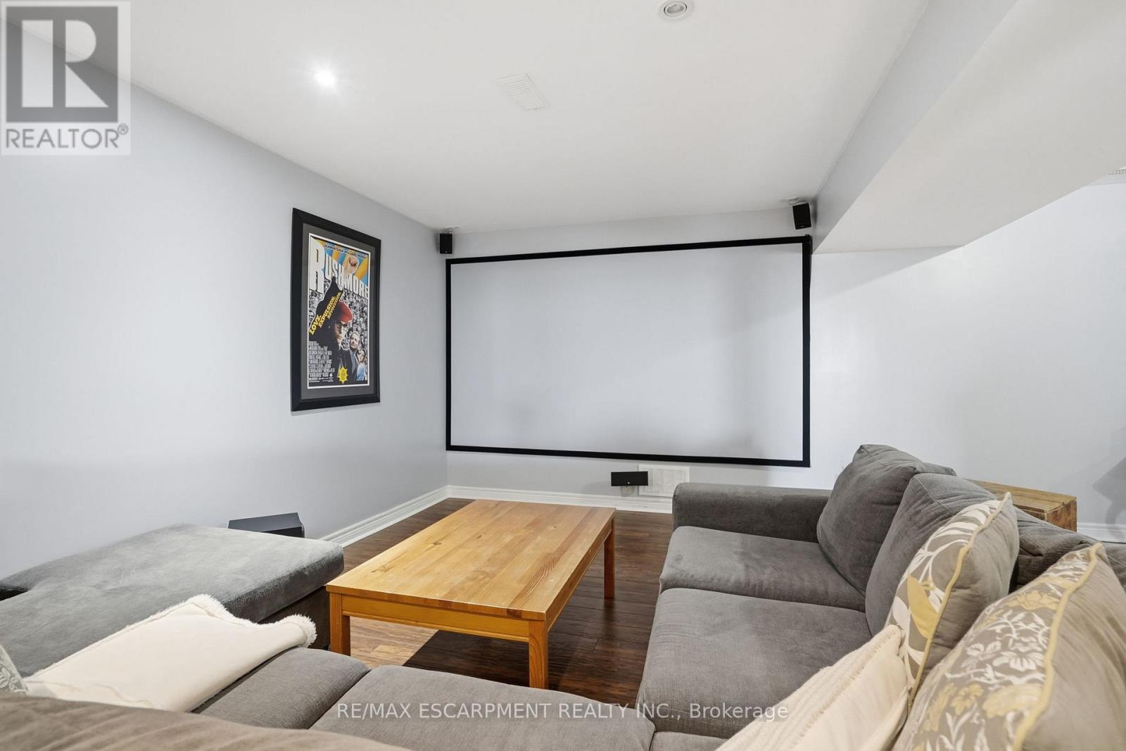 160 FESTIVAL WAY - Image 35