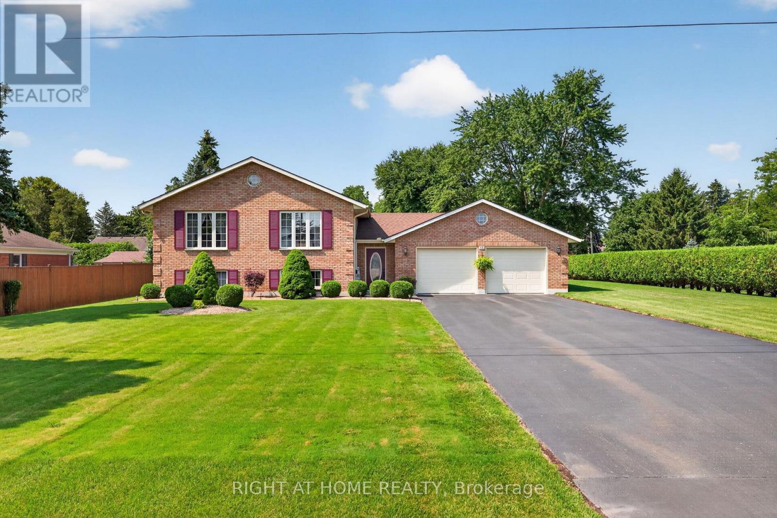 13 ST LADISLAUS STREET - 1