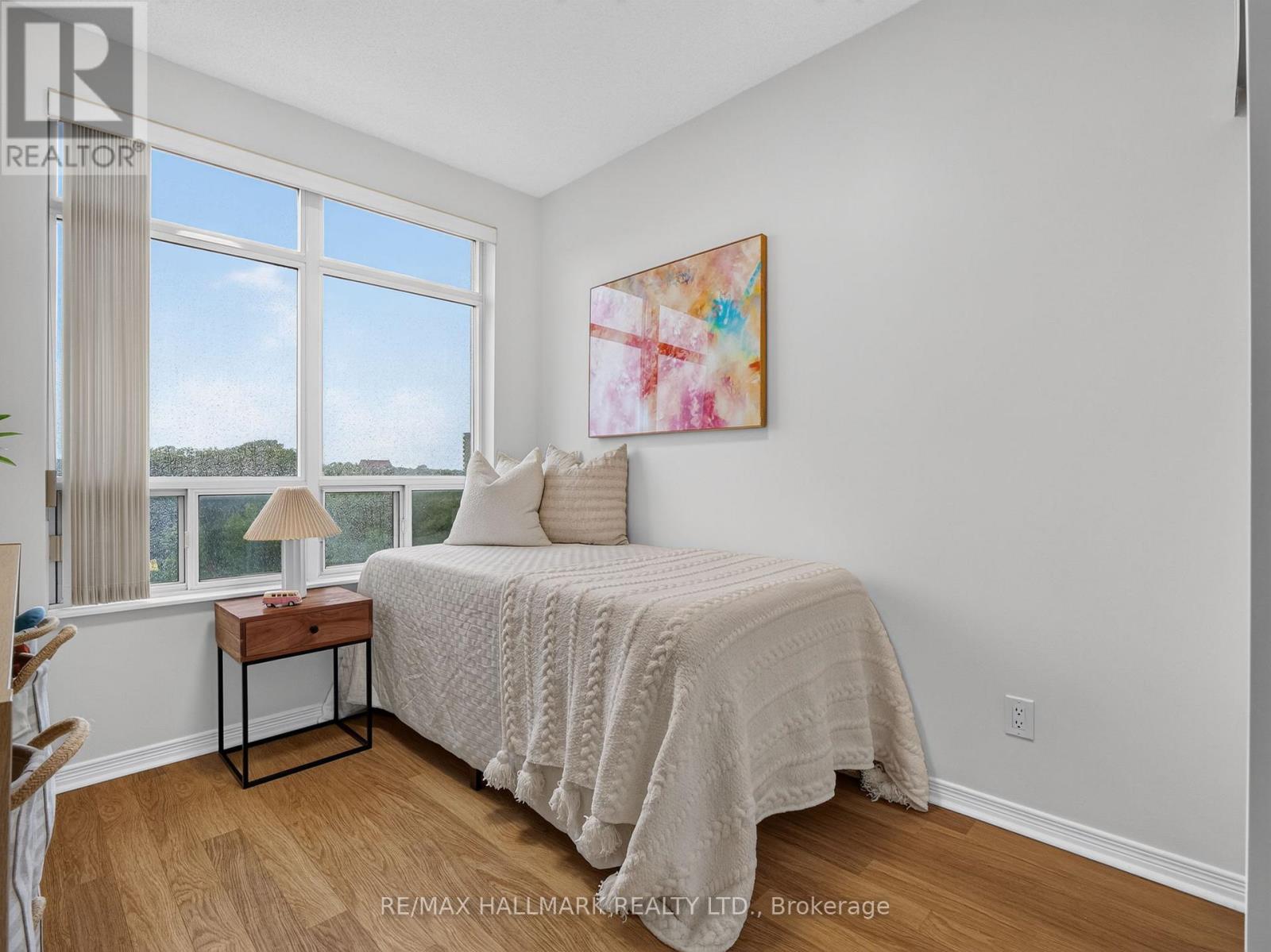 #PH918 3650 KINGSTON ROAD - 18