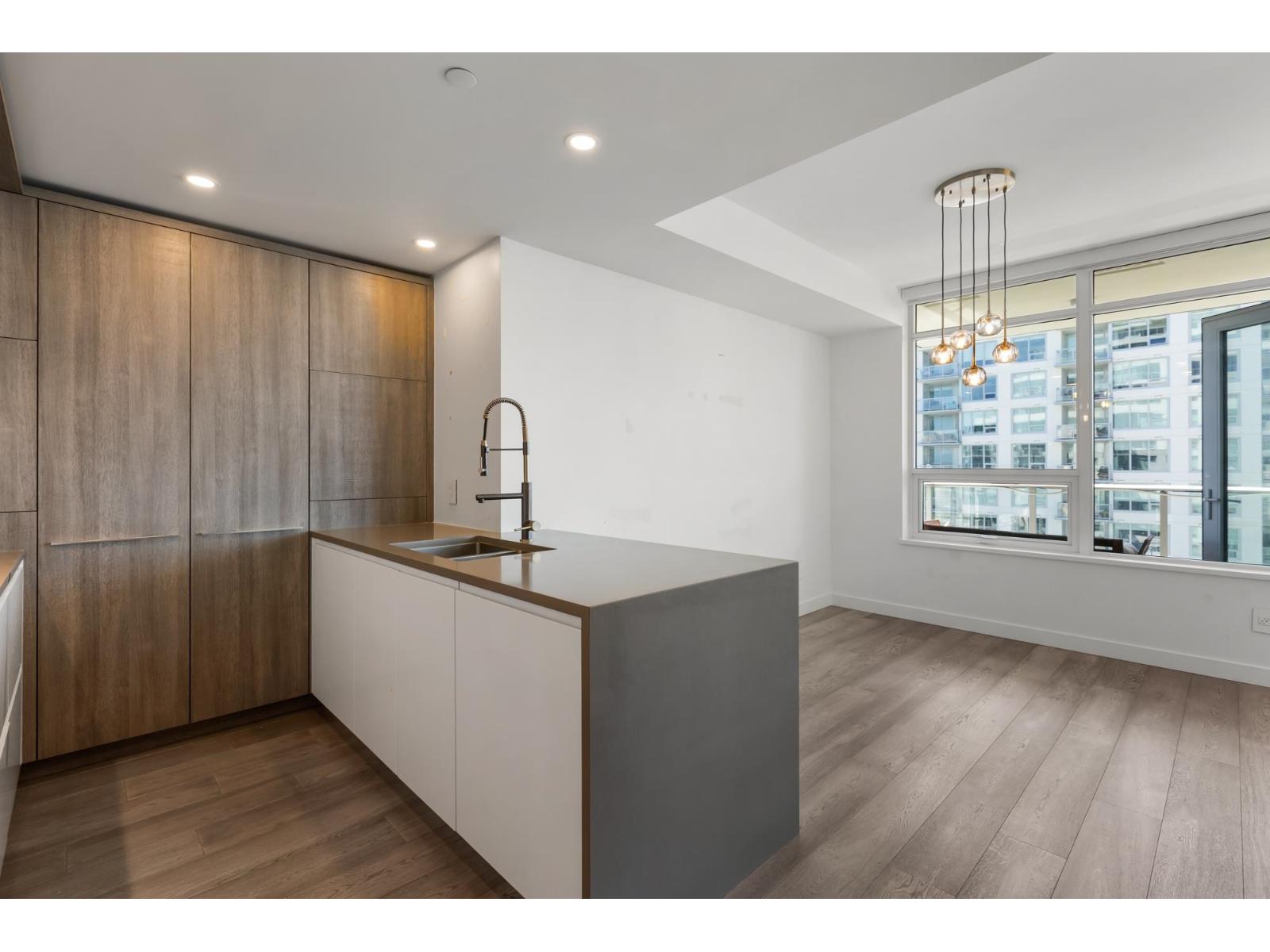 1001 1441 JOHNSTON ROAD, White Rock