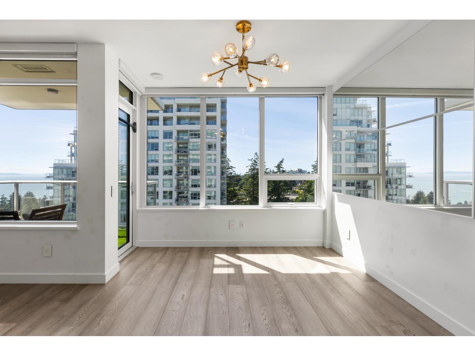 1001 1441 JOHNSTON ROAD, White Rock