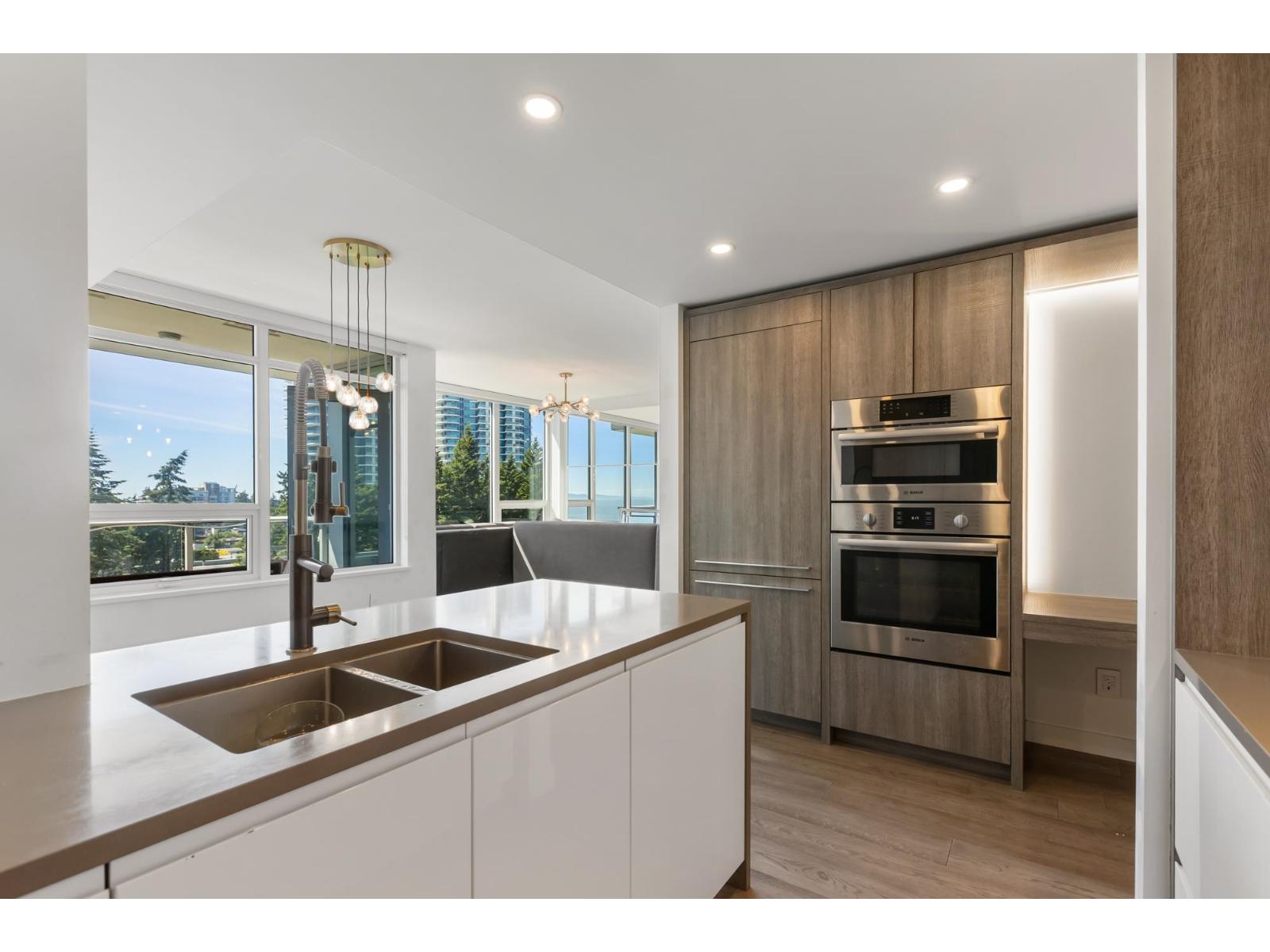 1001 1441 JOHNSTON ROAD, White Rock