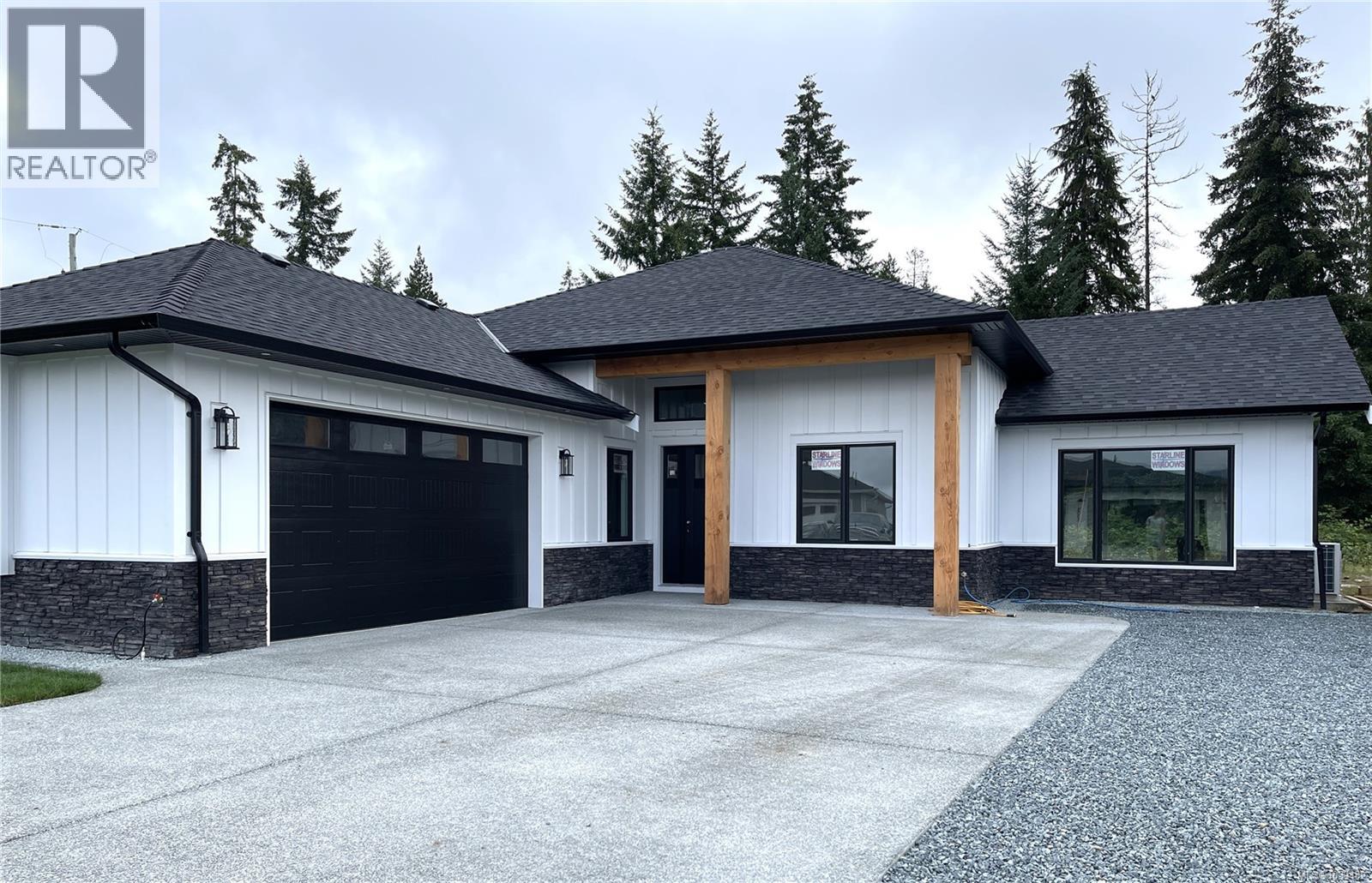 3036 Arbutus Dr - 2