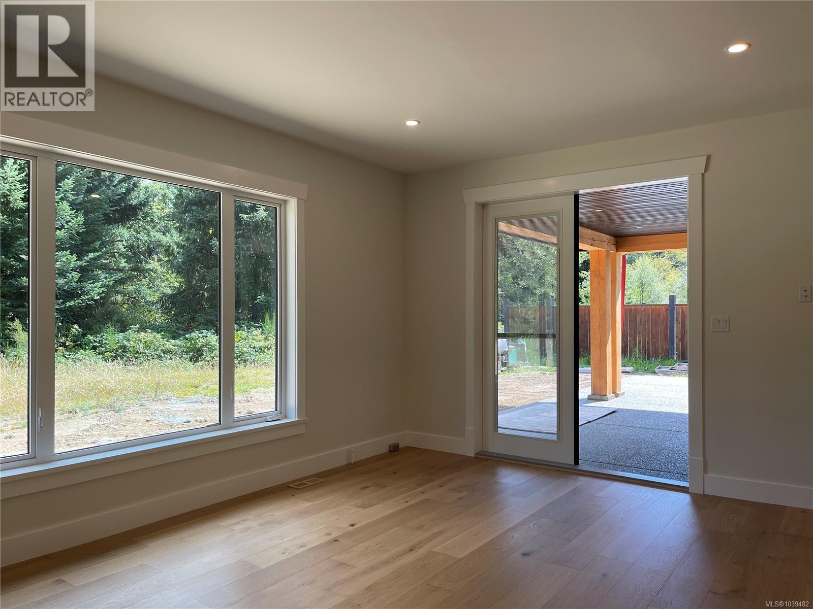 3036 Arbutus Dr - 12