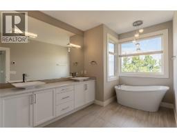 3303 Water Birch Circle, Kelowna, BC V1V3G1 Photo 25