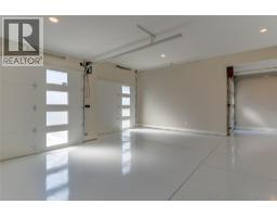 3303 Water Birch Circle, Kelowna, BC V1V3G1 Photo 32