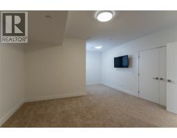 3303 Water Birch Circle, Kelowna, BC V1V3G1 Photo 49