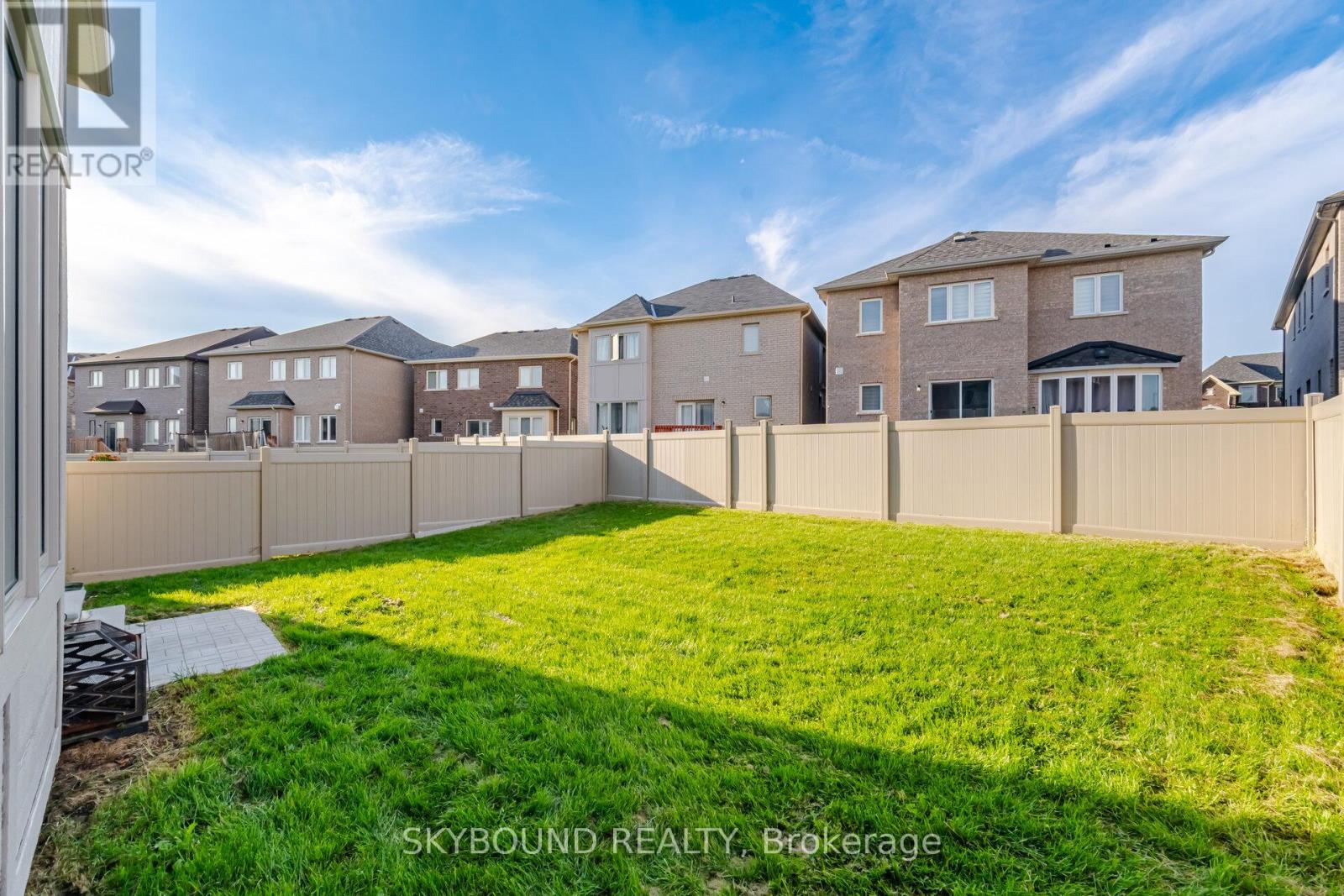 14 GOODWIN COURT - 23