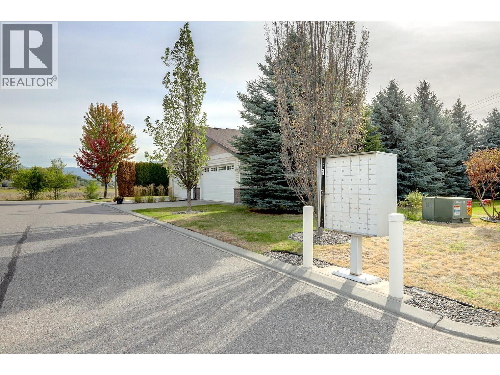 100 Palmer Road Unit# 12, Vernon