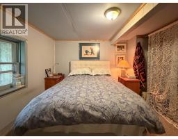2529 95 Highway, Brisco, BC V0A1B0 Photo 18