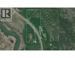 2529 95 Highway, Brisco, BC V0A1B0 Photo 57