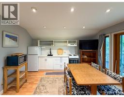 2529 95 Highway, Brisco, BC V0A1B0 Photo 25