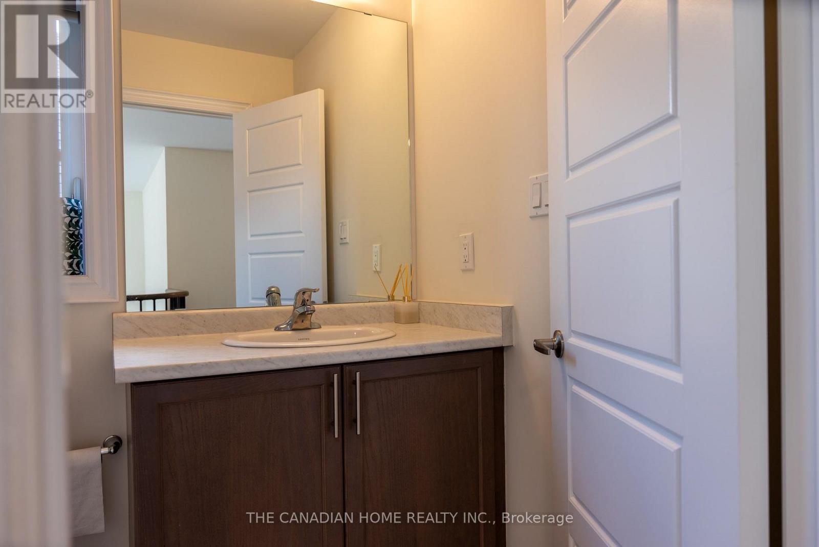 232 Wilmot Road — photo 25