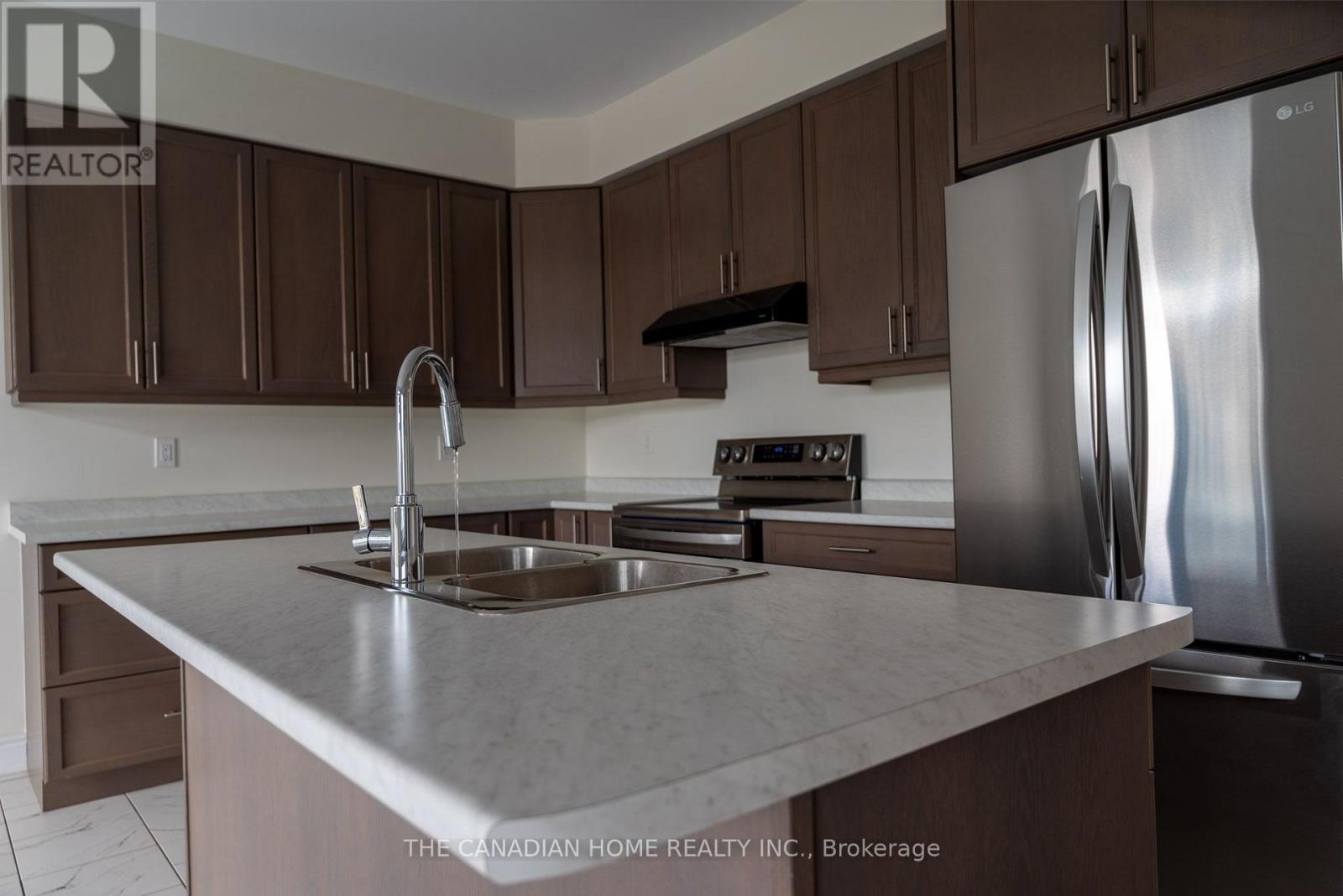 232 Wilmot Road — photo 11