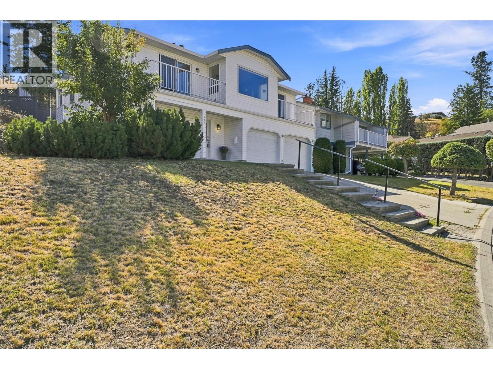 913 GREYSTONE Crescent, Kamloops
