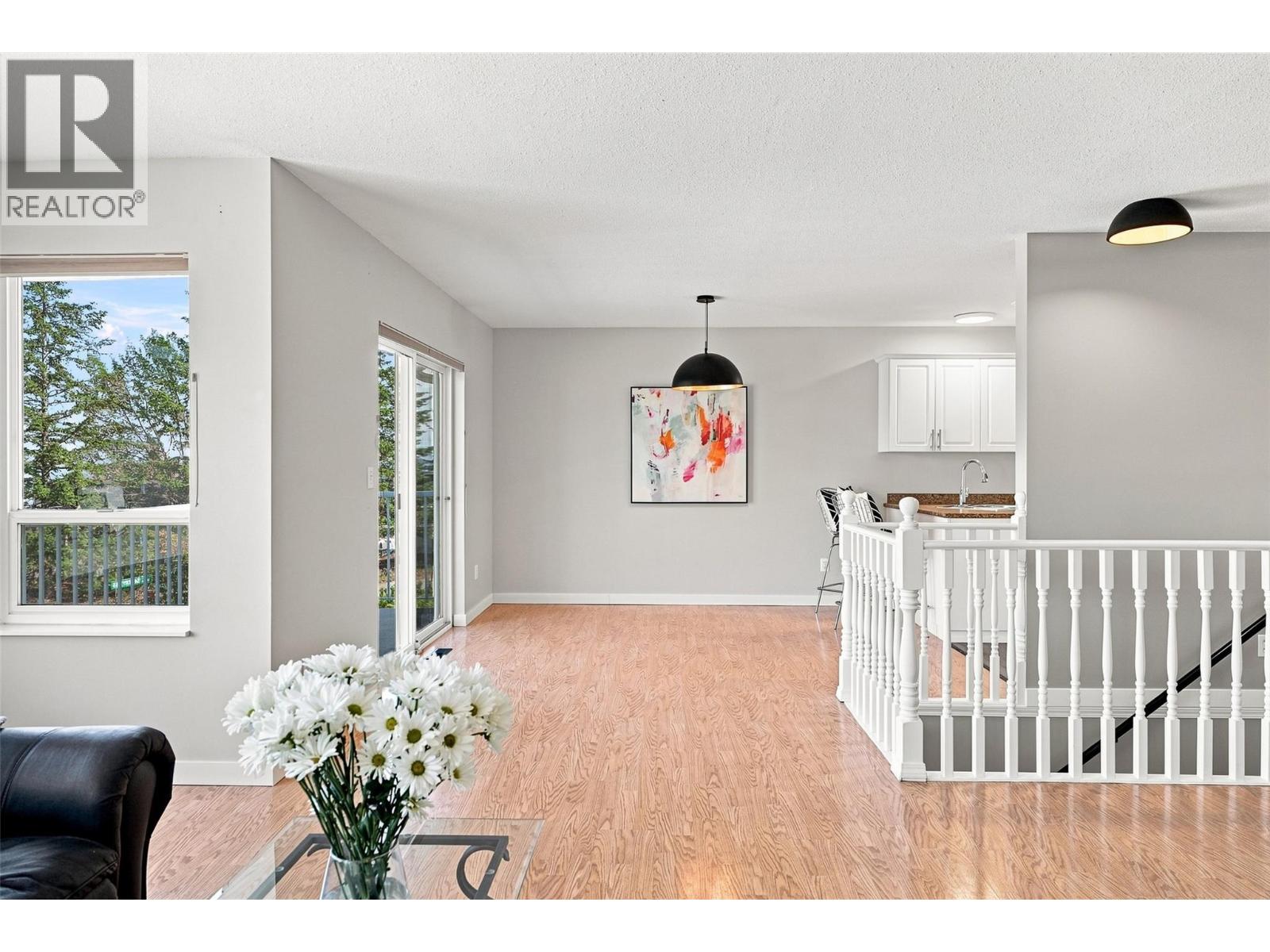 913 GREYSTONE Crescent, Kamloops