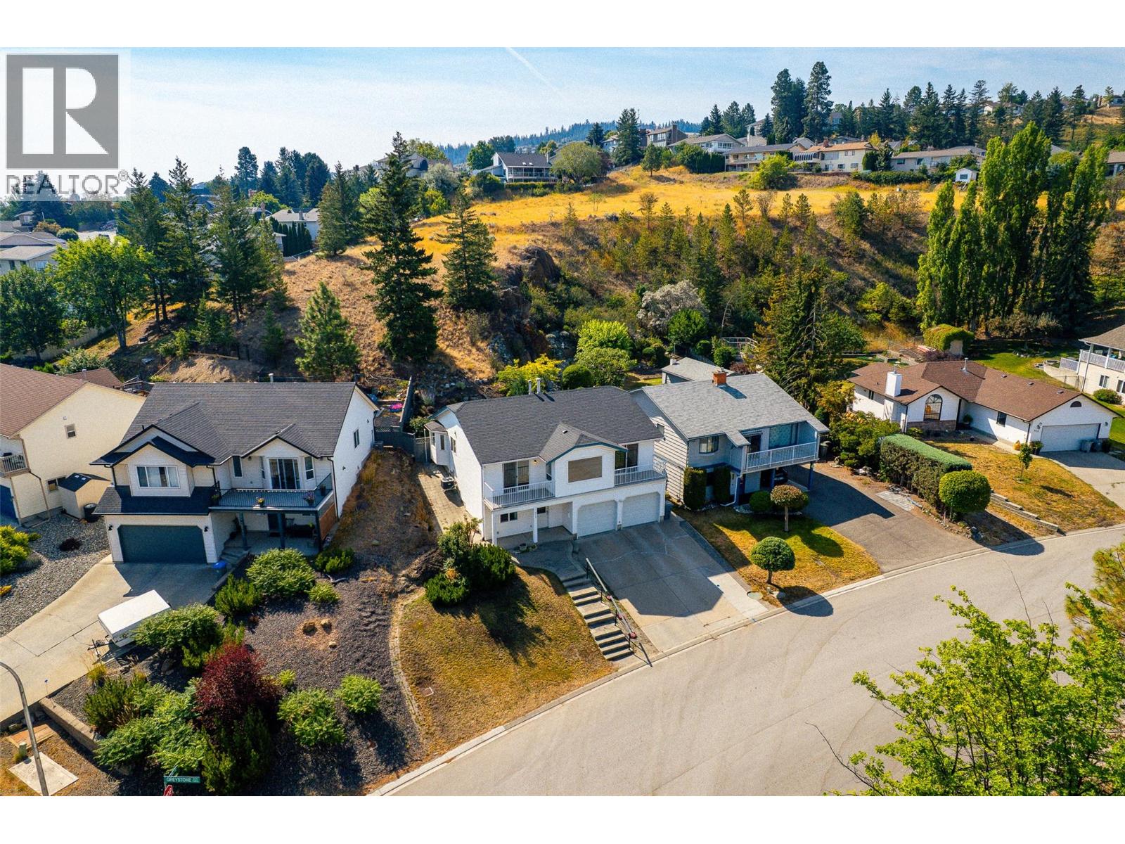 913 GREYSTONE Crescent, Kamloops