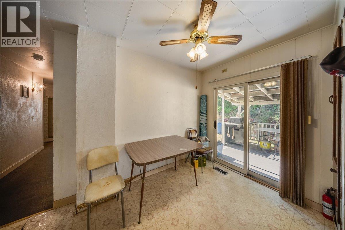 2512 Columbia Avenue - Image 17