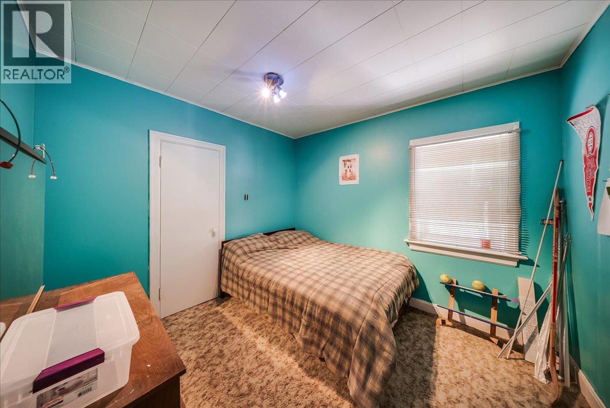 2512 Columbia Avenue - 20