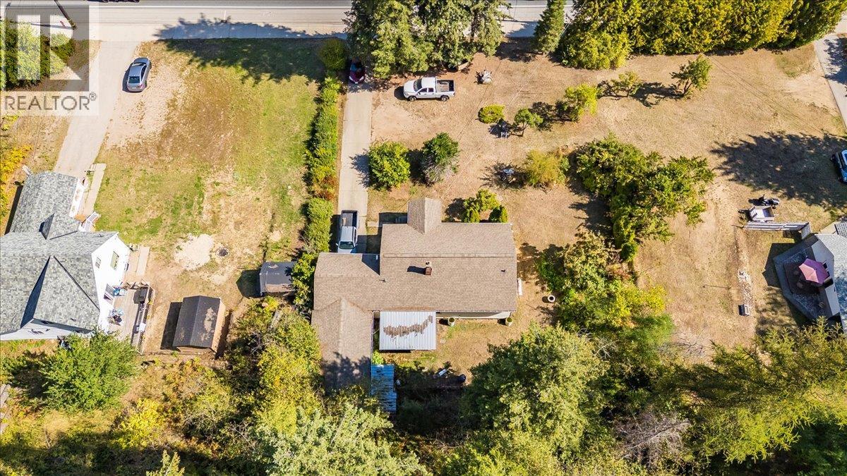 2512 Columbia Avenue, Castlegar — photo 5