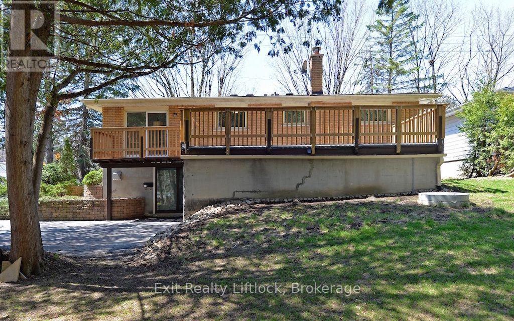 4 Wallis Drive — photo 10