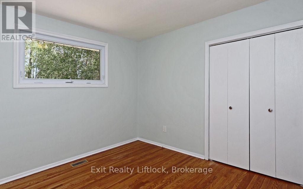 MAIN FLOOR - 4 WALLIS DRIVE, Peterborough (Monaghan Ward 2) — photo 7