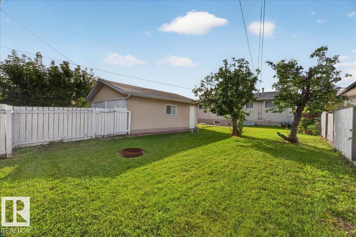 6104 92 AV NW - 45