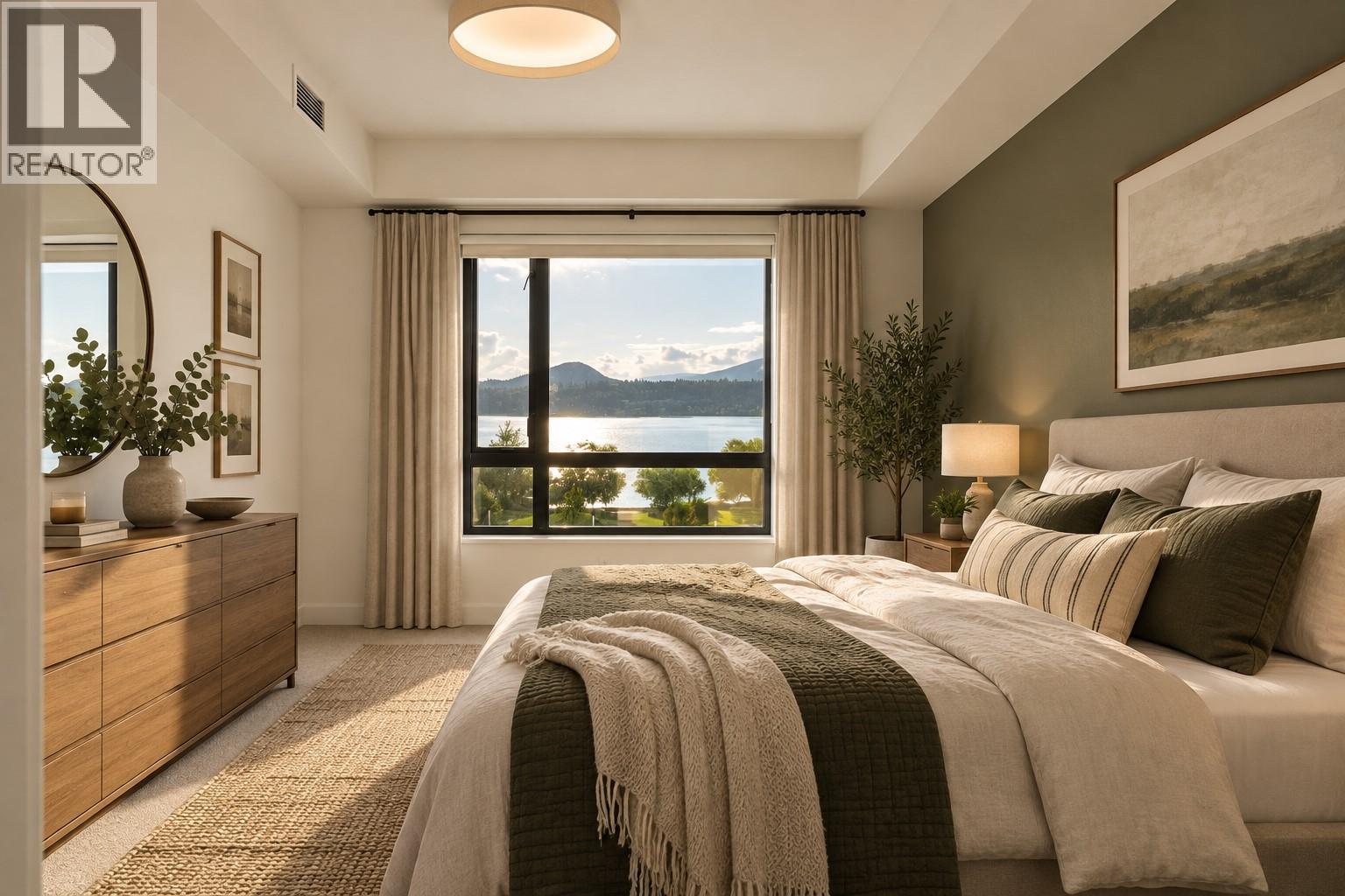512 3051 Abbott Street, Kelowna