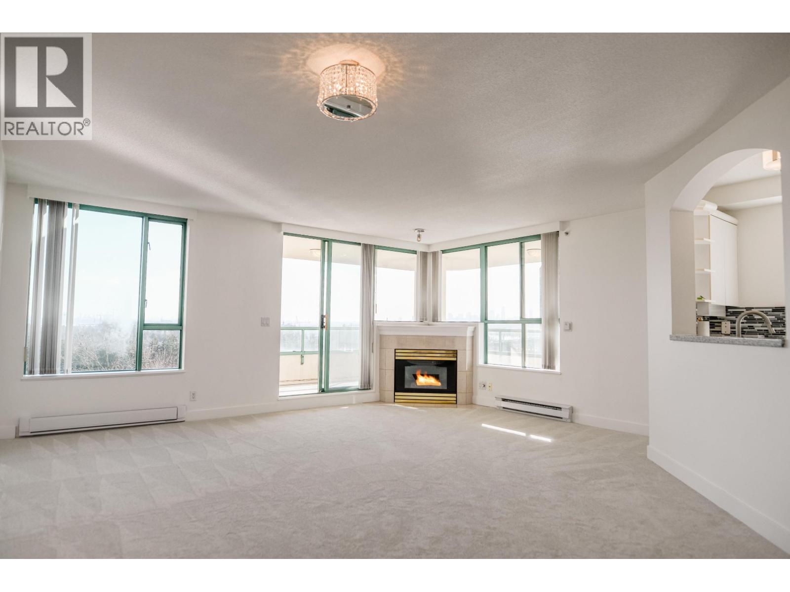15B 338 TAYLOR WAY, West Vancouver — photo 6