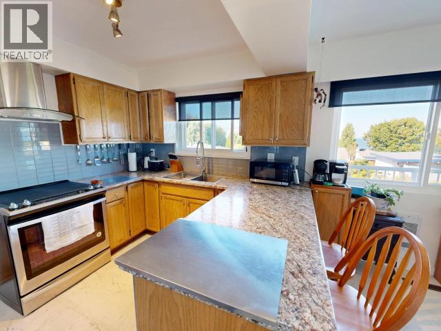 3740 STRATHCONA AVE, Powell River