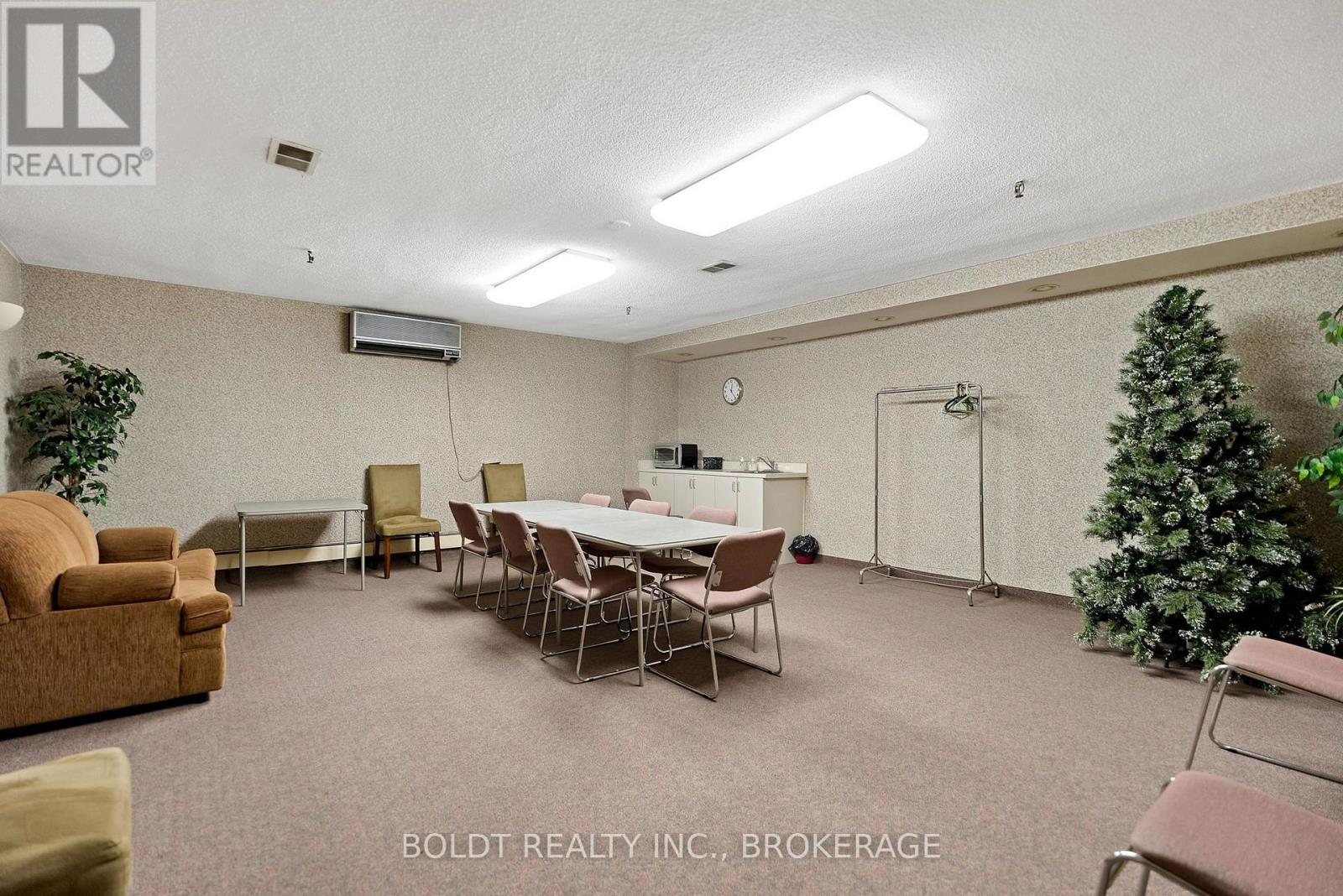 #1008 35 TOWERING HEIGHTS BOULEVARD - Image 44