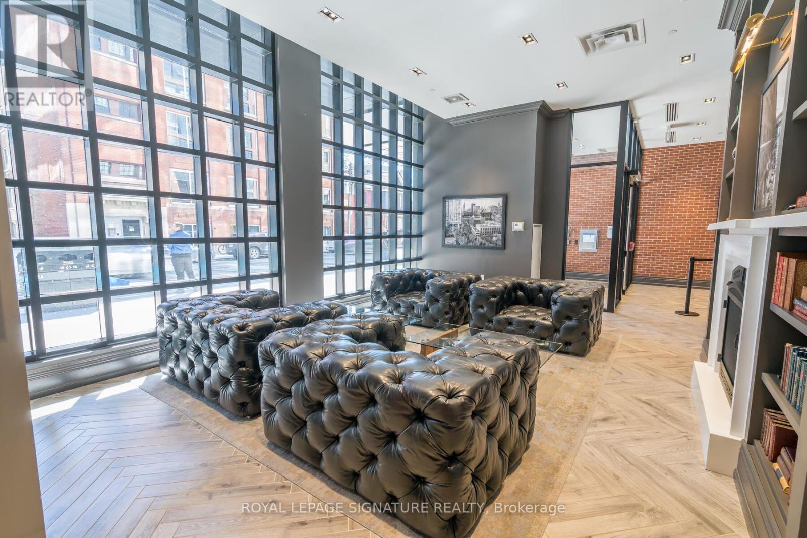 #1203 608 RICHMOND STREET W - 22