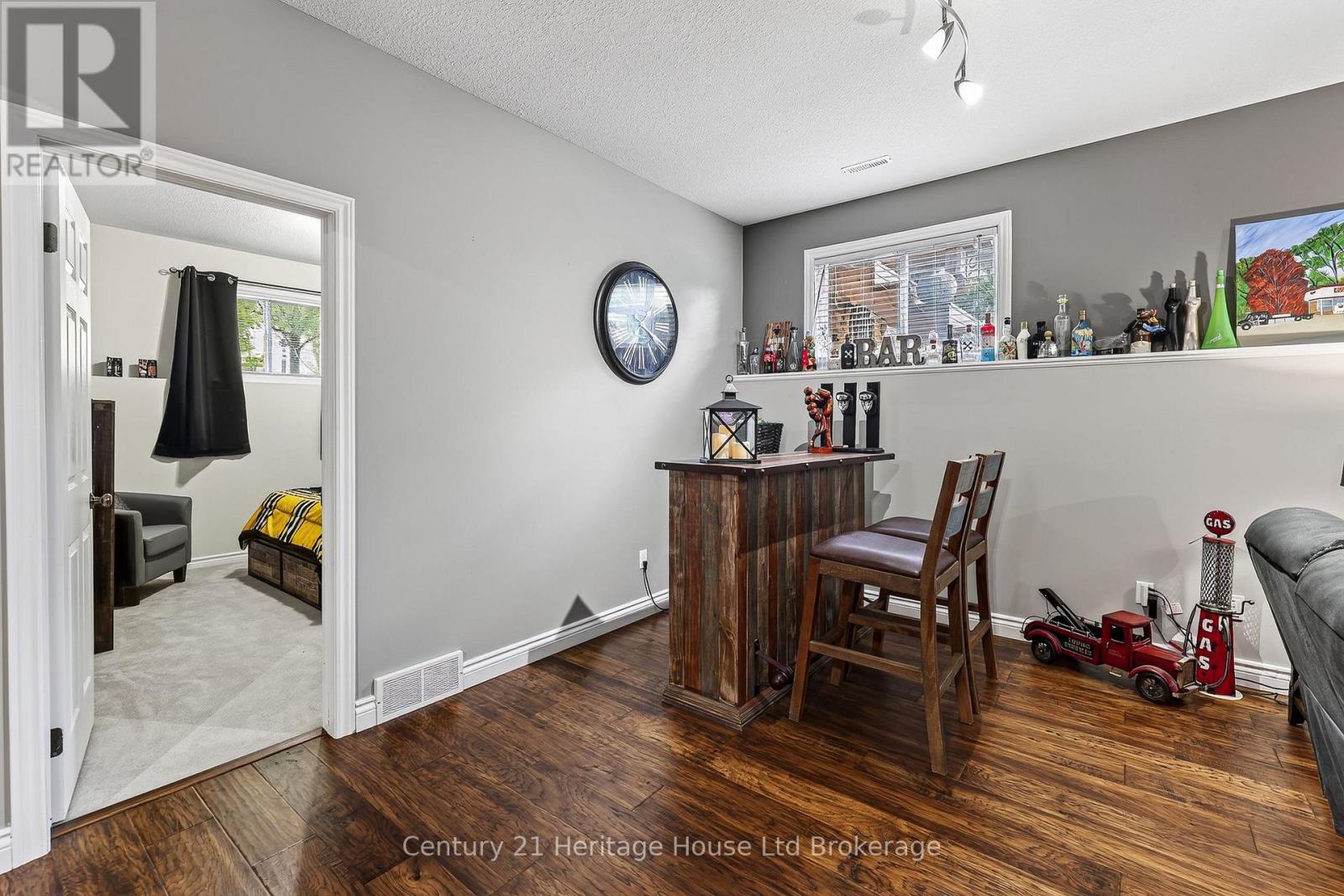 514 PARROTT PLACE - Image 29