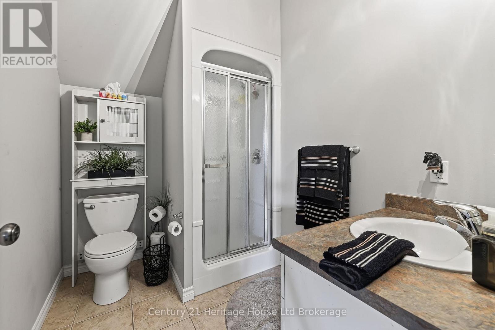 514 PARROTT PLACE - Image 32