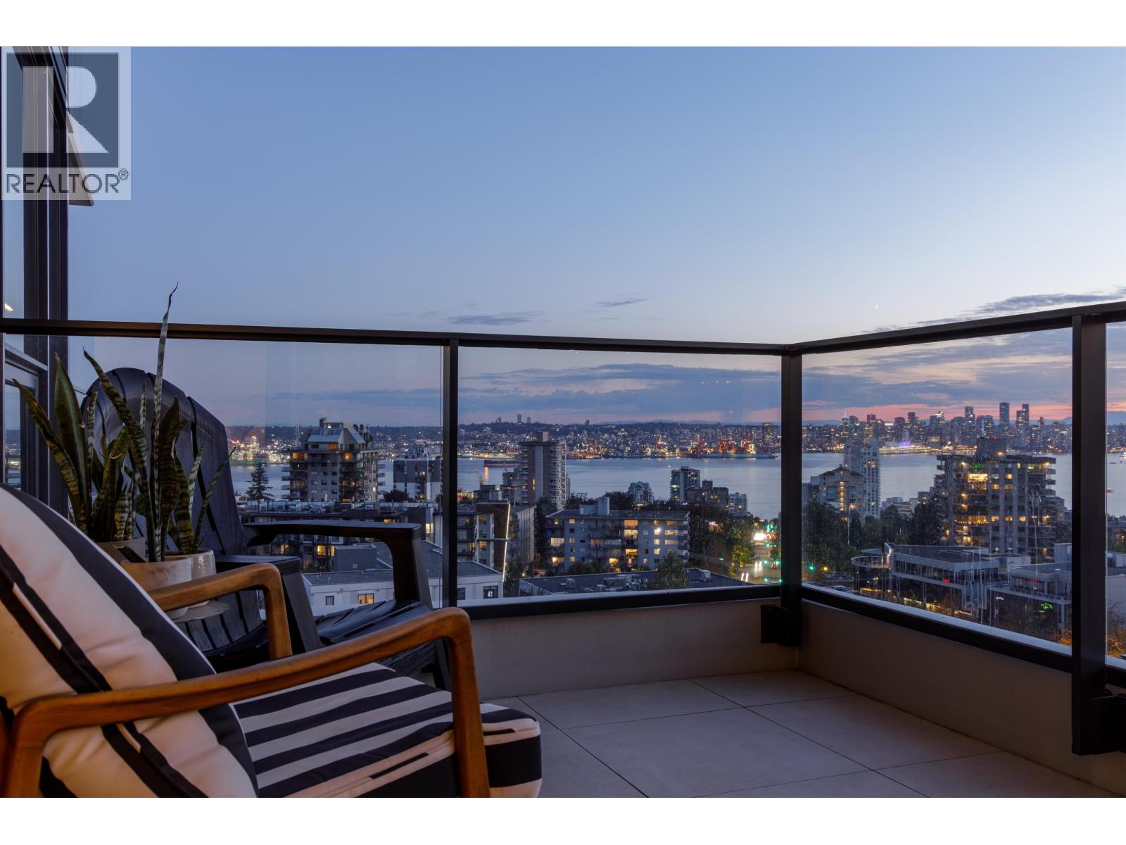 1005 135 E 13TH STREET, North Vancouver