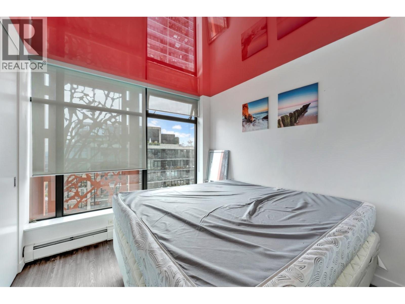 3304 128 W CORDOVA STREET, Vancouver