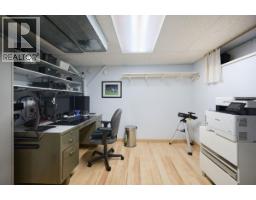 4627 Hoskins Road, North Vancouver, BC V7K2R2 Photo 23