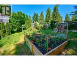 4627 Hoskins Road, North Vancouver, BC V7K2R2 Photo 28
